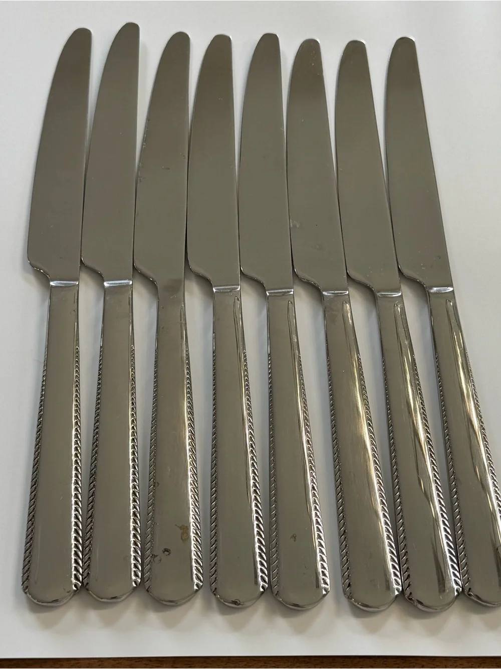 Oneida FLOURISH Dinner Knives Rope Edge Stainless 18/10 Set Of 8 Flatware 9.5”